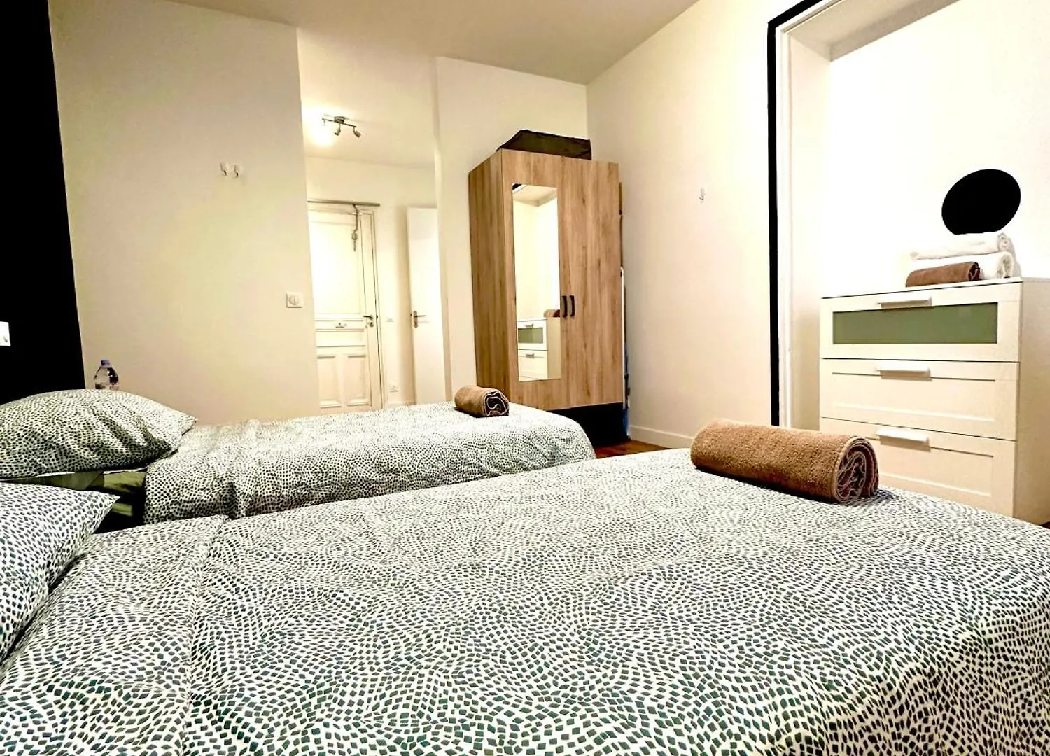 Apartment Champs Elysees 3 Paris